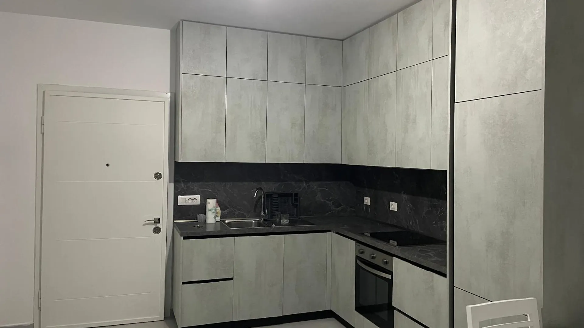 Elios Apartment Golem